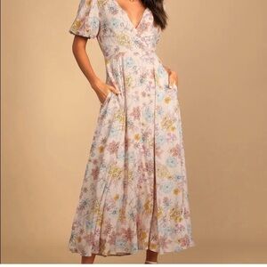 NWT - Lulu’s pink floral midi
